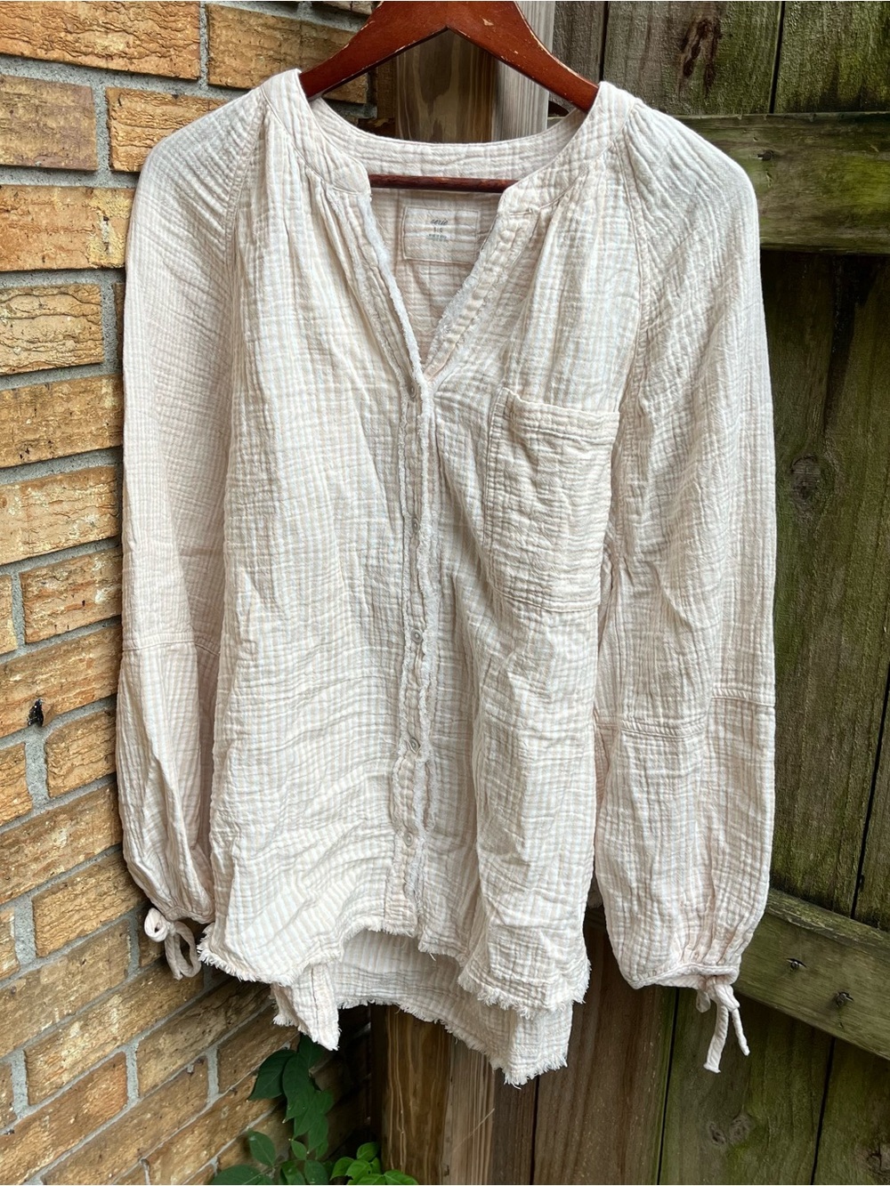 Aerie Cream & White Striped Gauze Button-Down Top 100% Cotton